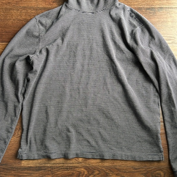Banana Republic Striped Turtleneck Sweater | Striped Sweater | Stripes | Preppy - Picture 3 of 7
